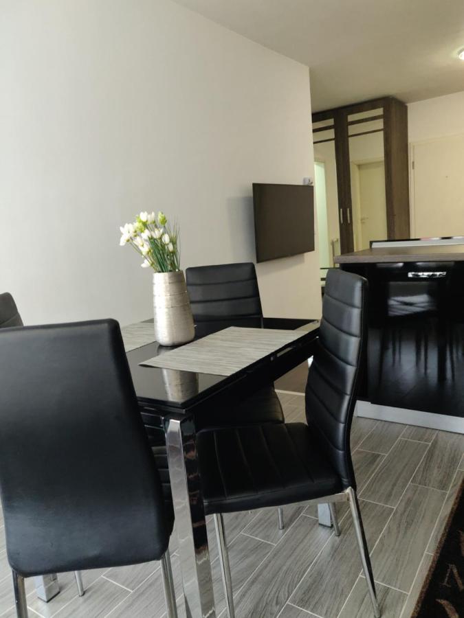 Avangarden Apartment Braszów Zewnętrze zdjęcie